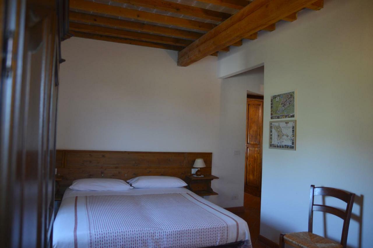 Maesta Delle Quattro Chiavi Villa Беваня Екстериор снимка