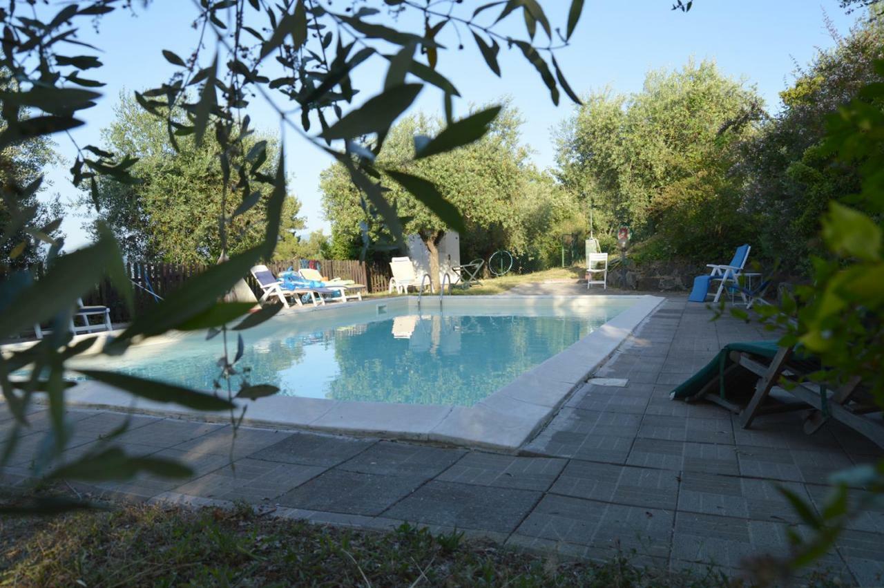 Maesta Delle Quattro Chiavi Villa Беваня Екстериор снимка